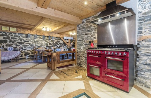 Montvalezan House | LA Ferme D'aurelie - Leonie