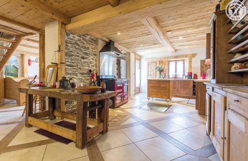 Montvalezan House | LA Ferme D'aurelie - Leonie