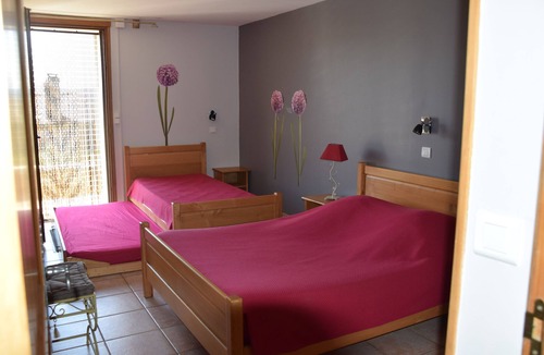 Fraissinet-de-Fourques House | La Ferme de l'Hom