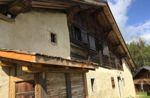 Saint-Nicolas-de-Veroce Ski Chalet | La ferme des ours