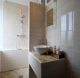 Saint-Vitte-sur-Briance Bed & Breakfast | La ferme de lapeyrousse