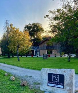 Cenac-et-Saint-Julien Bed & Breakfast | La Ferme de Maraval