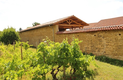 La Cote-Saint-Andre Apartment | La ferme de Berlioz