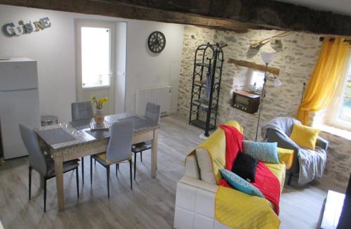 Beynat House | La Ferme de la Chapelle-Saint-Jean