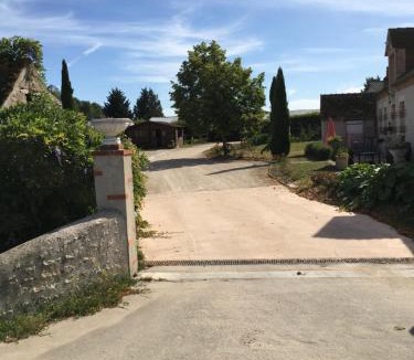 Thoury Bed & Breakfast | La Ferme de la Maugerie