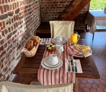 Bouvines Bed & Breakfast | La Ferme de la Place