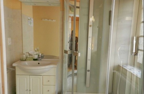 Cleden-Cap-Sizun House | La Ferme De La Pointe Du Raz : MARINE