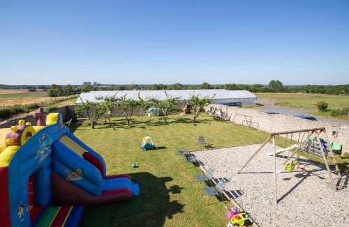Longues-sur-Mer House | LA FERME DE LONGUES maisons spécialisées pour les familles avec jeunes enfants