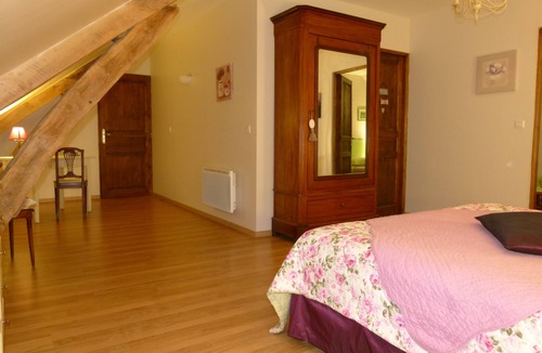 La Ferte-Saint-Cyr Bed & Breakfast | La Ferme de Marpalu