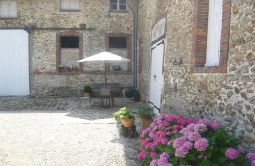 Prunay-en-Yvelines House | La Ferme de Presles