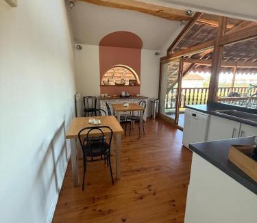 Perouges House | La ferme de Rapan Pérouges