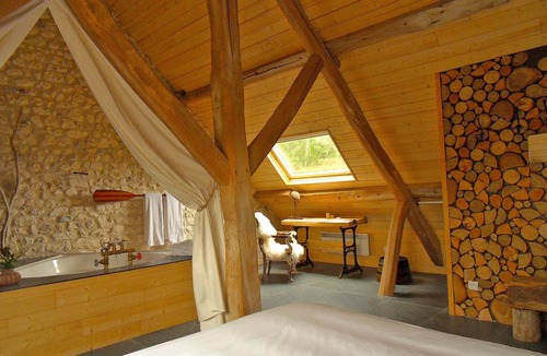 Autheuil-Authouillet Bed & Breakfast | La Ferme des Isles