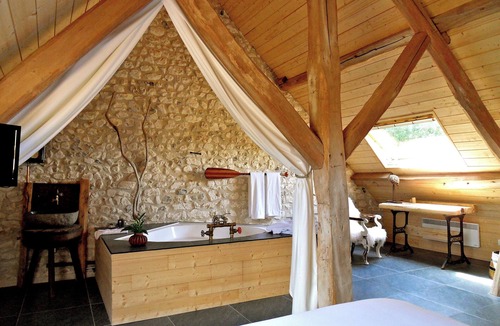 Autheuil-Authouillet Bed & Breakfast | La Ferme des Isles