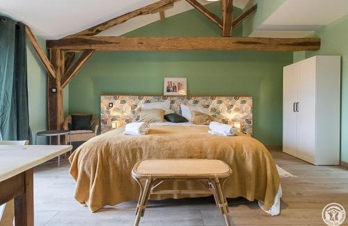 Rieucaze Bed & Breakfast | La Ferme des Hautins - Chambres -d'Hôtes