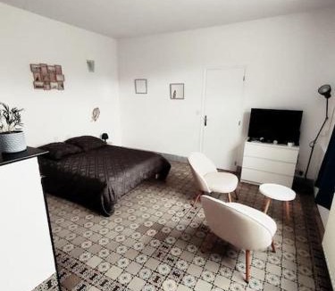 Agnez-les-Duisans Apartment | La ferme des sorciers