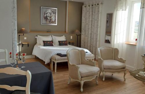 Avallon Bed & Breakfast | La Ferme du BoisDieu