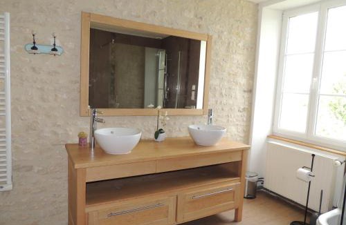 Eraines Bed & Breakfast | La Ferme du Bourg