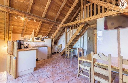 Albiez-le-Vieux House | LA Ferme DU Soleil - Combles