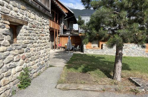 Albiez-le-Vieux Ski Chalet | La Ferme du Soleil