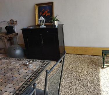 Pouilly-le-Monial Bed & Breakfast | La ferme du vincent