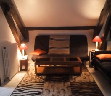 Villiers-Louis House | La Feuchelle