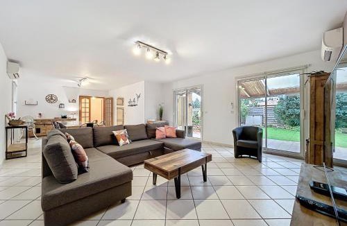 Peyriac-de-Mer House | La Flemme en Rose- Villa avec piscine-Pet Friendly