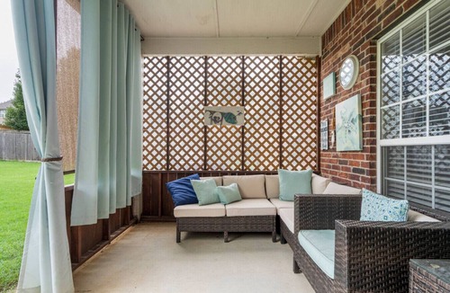 Jenks House | La Fleur Jenks | 5BR Near Tulsa & Tanger Outlets