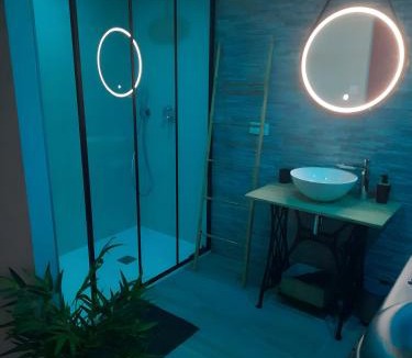 Sublaines House | La Folie Romantique, Avec Spa
