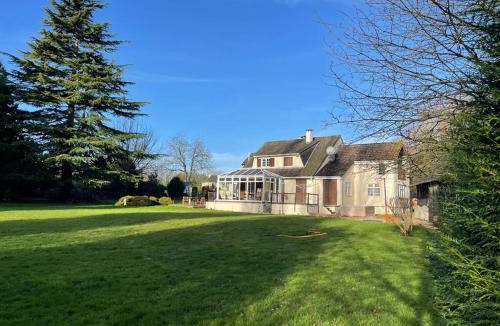 Beuzeville House | La Follette