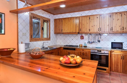 Can Carbonell House | La font dels tres pins by Interhome