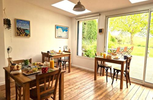 Pleherel-Plage-Vieux-Bourg Bed & Breakfast | La Fontaine de Resnel