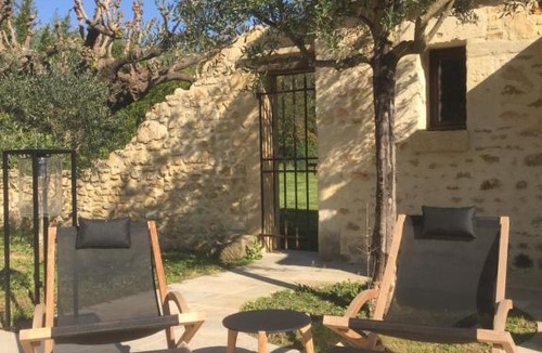 Blauzac Bed & Breakfast | La Fontaine des Oliviers