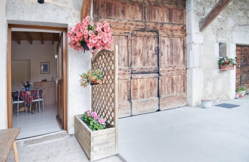 Belmont-Luthezieu House | La Fontaine - Valromey-sur-seran