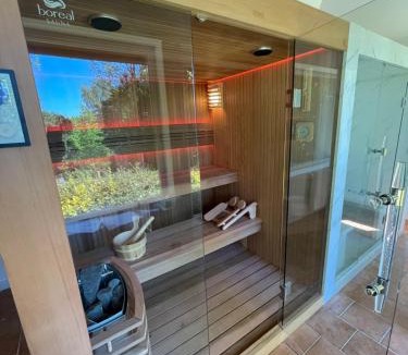 Genneville House | LA FONTAINE ROMY