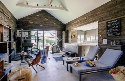 Saint-Quentin-les-Anges House | La Forcerie de Chatelais