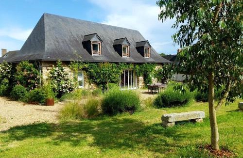 Saint-Quentin-les-Anges House | La Forcerie maison d'hôtes et spa