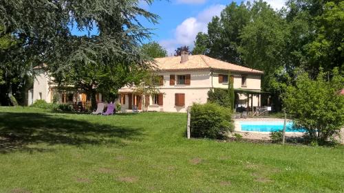 Monclar-de-Quercy Bed & Breakfast | La Forestière