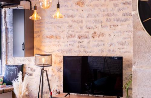 Tournus Apartment | La Forge - Clim - Jacuzzi - Hyper Centre