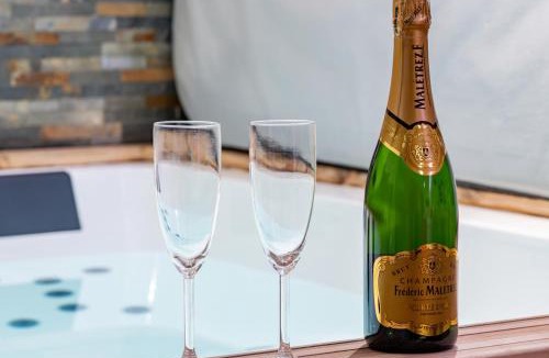 Tournus Apartment | La Forge - Clim - Jacuzzi - Hyper Centre