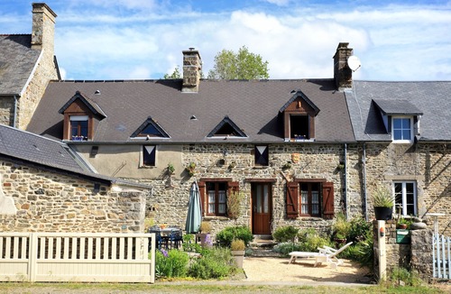 Denneville House | La Forge de Denn - Ancienne forge pour 6 voyageurs