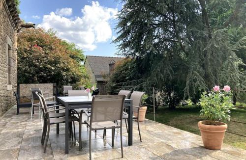 Pleugueneuc Bed & Breakfast | La Forge De La Coudraie