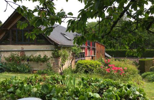 Mainneville Apartment | La Forge de Paul et Virginie