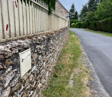 Monts Bed & Breakfast | la fouasserie 1 grand lit parental et 1 clic clac 140 1 a 4 personnes