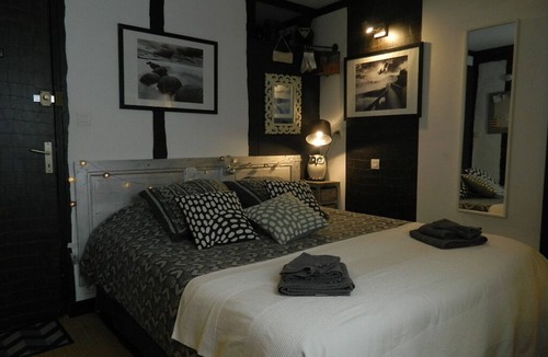 Saint-Maurice-Etusson House | LA FOUGEREUSE BED AND BREAKFAST