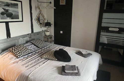 Saint-Maurice-Etusson House | LA FOUGEREUSE BED AND BREAKFAST