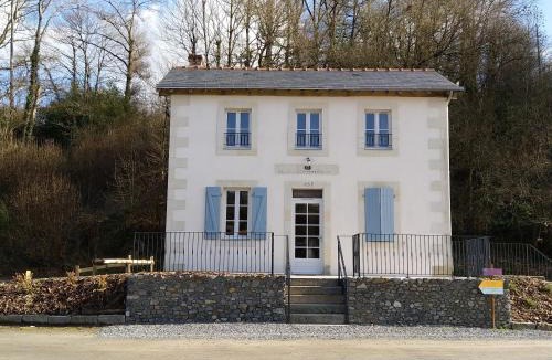 Montflours House | La Fourmondière supérieure, maison éclusière