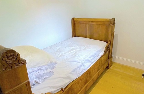 Sainte-Scolasse-sur-Sarthe Cottage | La Maison d'Émile