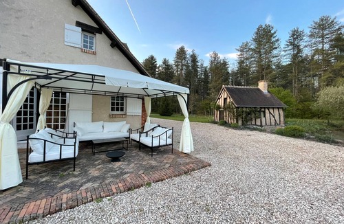 Isdes House | La Framboisière - Maison Blanche Sologne