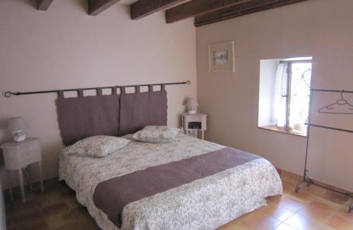 Saint-Martin-de-Londres Bed & Breakfast | La Frandomière