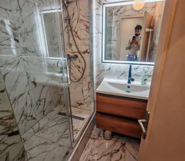 Velizy-Villacoublay Apartment | La Fresque